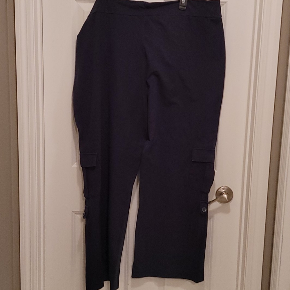 Navy knit convertible pants w/pockets - Picture 5 of 5